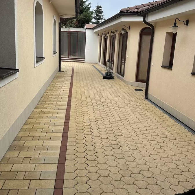 Čistenie zámkovej dlažby PO
